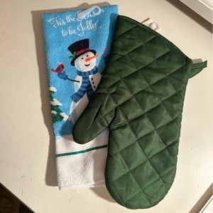 Snowman Dish Towel and Oven Mit